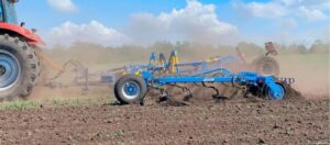 3 metų garantija Farmet Hurricane