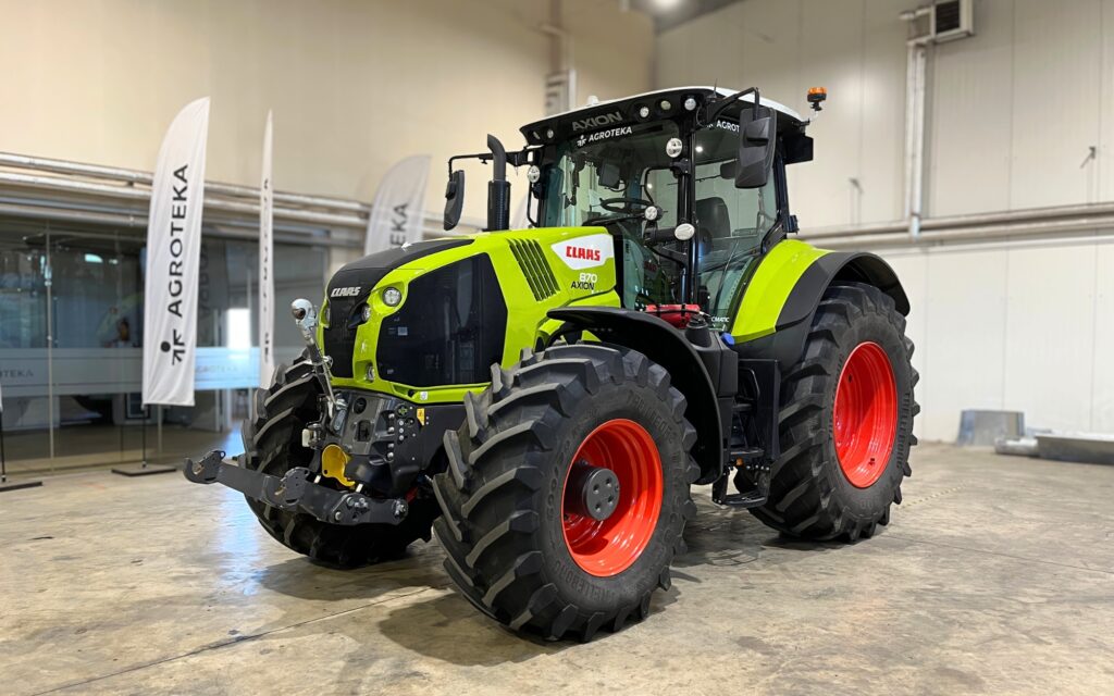 Claas Axion 870 – 1