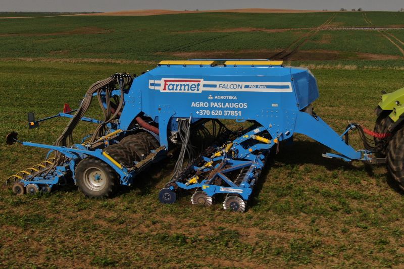 Falcon Pro modeliai su turbo diskų dirbimo sekcija, tiesioginės sėjos (No-till) technologijai taikyti.