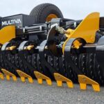 Hidraulinė priekinė lyginimo lenta siūloma kaip papildoma įranga