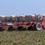XPerience 5-hulled plough in Varėnos r.