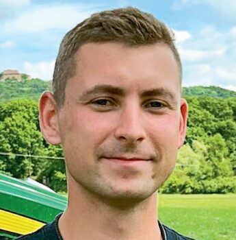 Aleksanderis Holfelderis (Alexander Hollfelder), ūkininkaujantis Šeslitze, Vokietijos Bavarijos žemėse