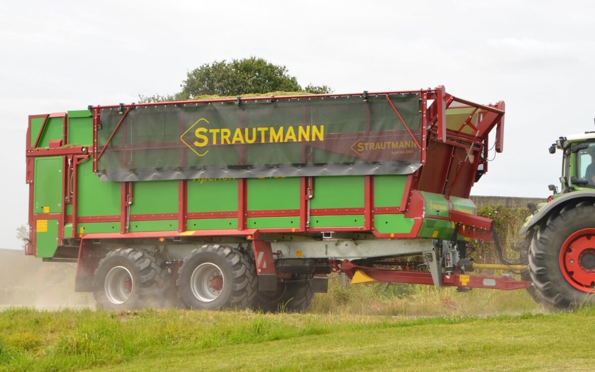 Strautmann konvejerinė puspriekabė Aperion