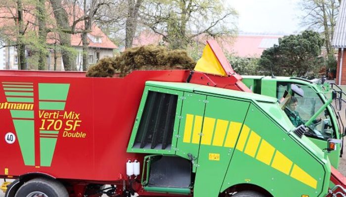 Feed collection and transportation