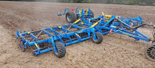 Tvirta ir ilgaamžė konstrukcija Softer Pro