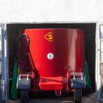 Dėl kompaktiškų matmenų ir manervingo dizaino jie lengvai juda net siauruose šėrimo takuose