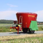 Ypač manevringas įrenginys, puikiai tinkantis darbui siauruose kiemuose ir tvartuose