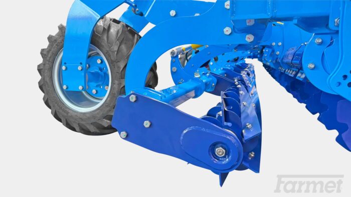 Priekiniai darbiniai įrankiai