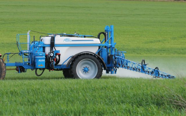 Prikabinami purkštuvai Alka