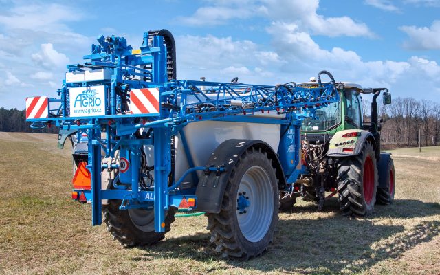 Prikabinami purkštuvai Alka