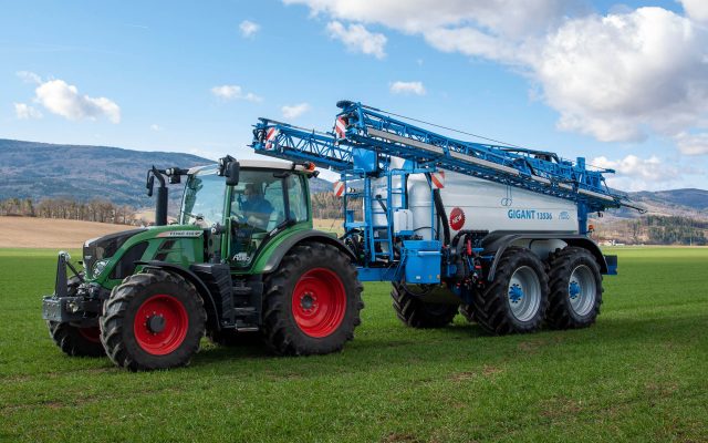 Prikabinami purkštuvai Agrio Gigant