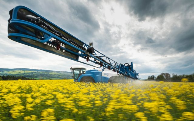 Self-propelled sprayer Gekon